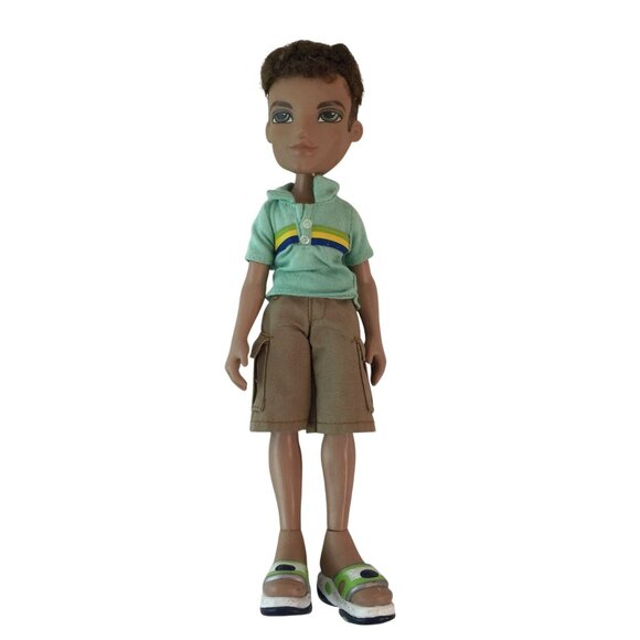 Vintage MGA Bratz Boyz Dylan Doll Blue Shirt Khaki Shorts Sandals Shoes 2001 - Picture 3 of 6